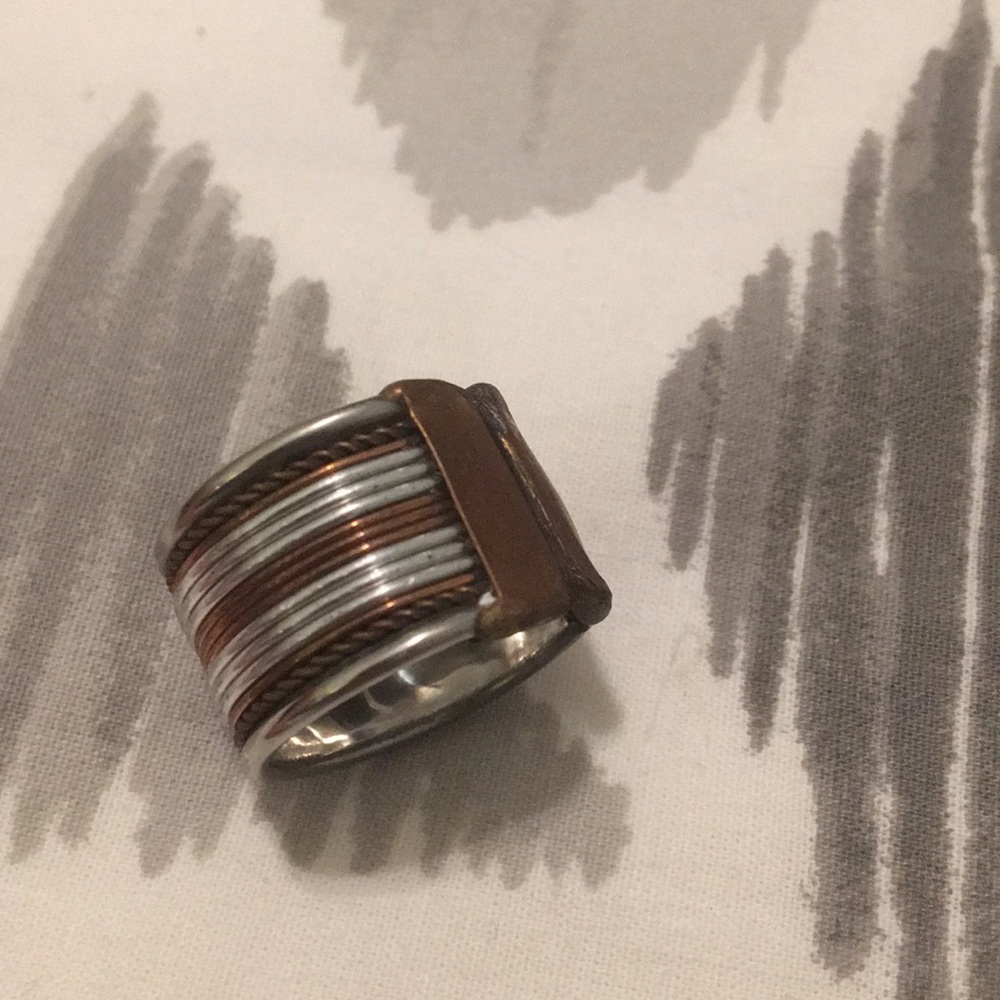 Ring - Picture 3 of 4